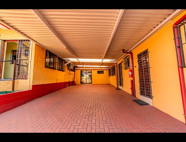 3 BEDROOM HOUSE FOR SALE IN WINDERMERE